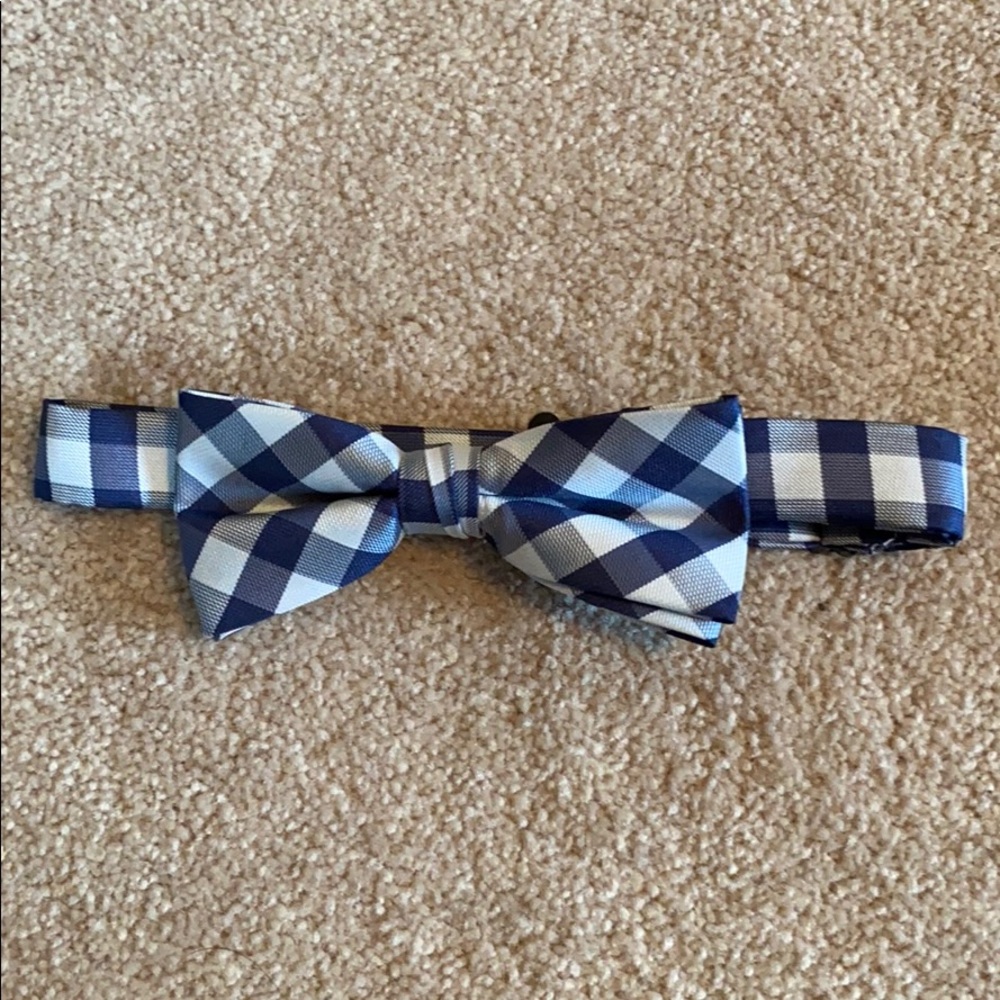 Bow Tie